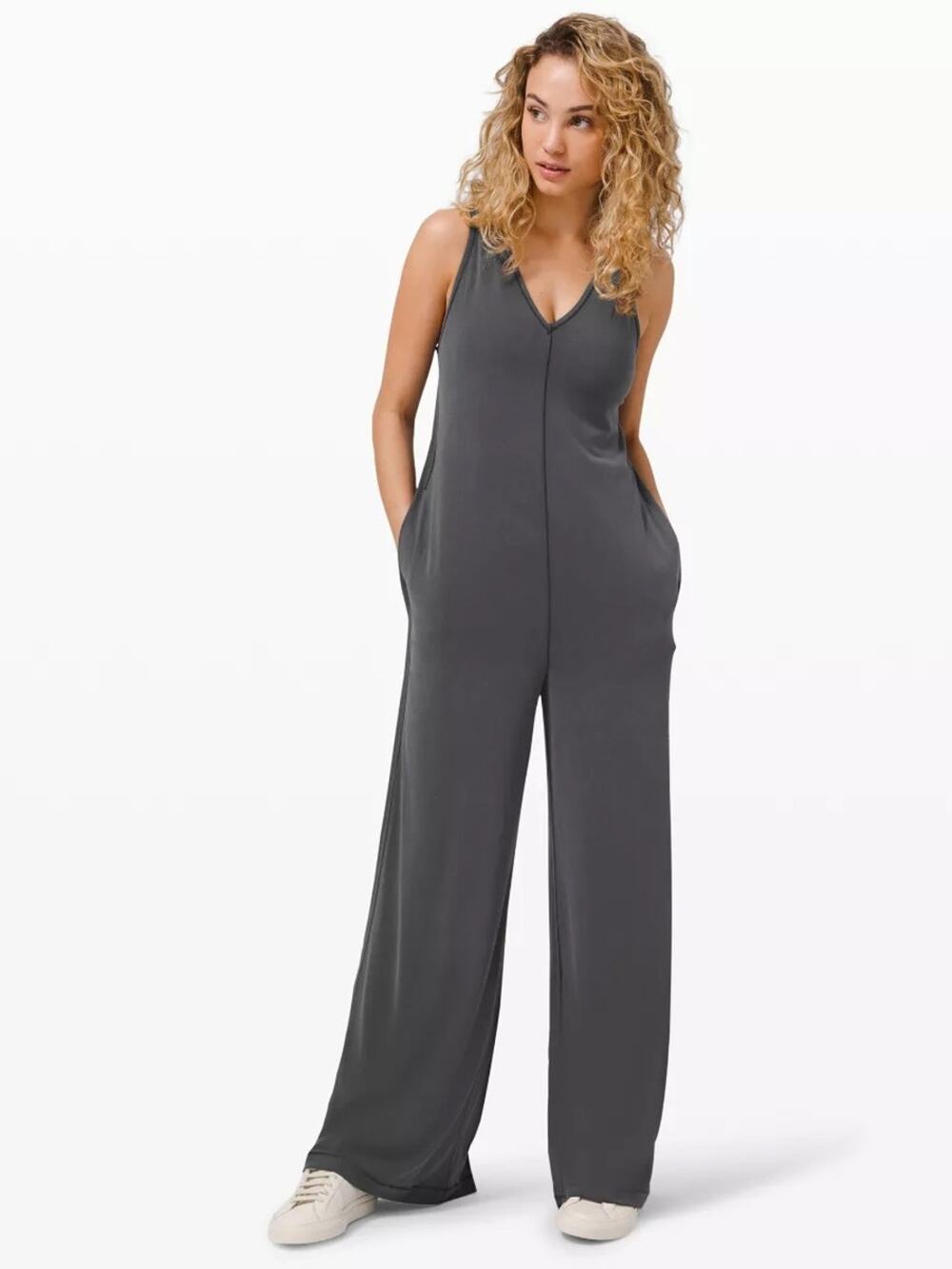 Lululemon Seek Softness Jumpsuit Size 4 Graphite Grey